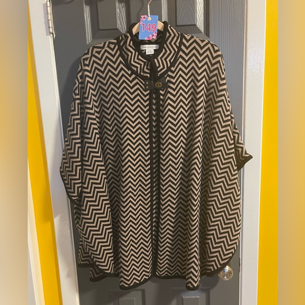 Cape by Liz Clairborne